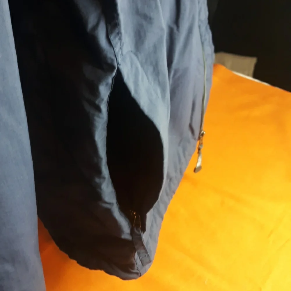NORTH Face Jacket - Picture 6 of 8